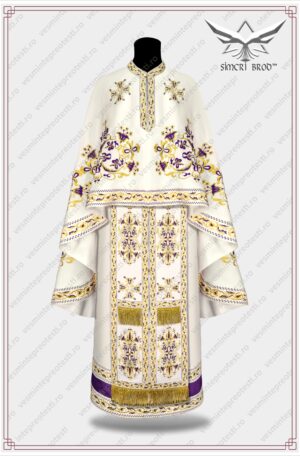 Vesminte brodate cu cruci si motive florale - crem/mov